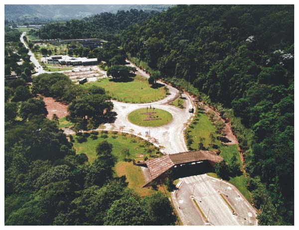 Prtico de acesso ao Campus